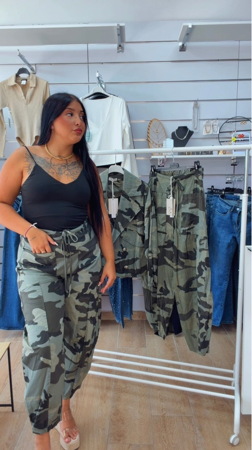 Pantalón bombacho camuflaje