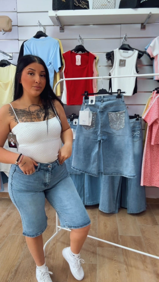 Pantalón bermuda brillo