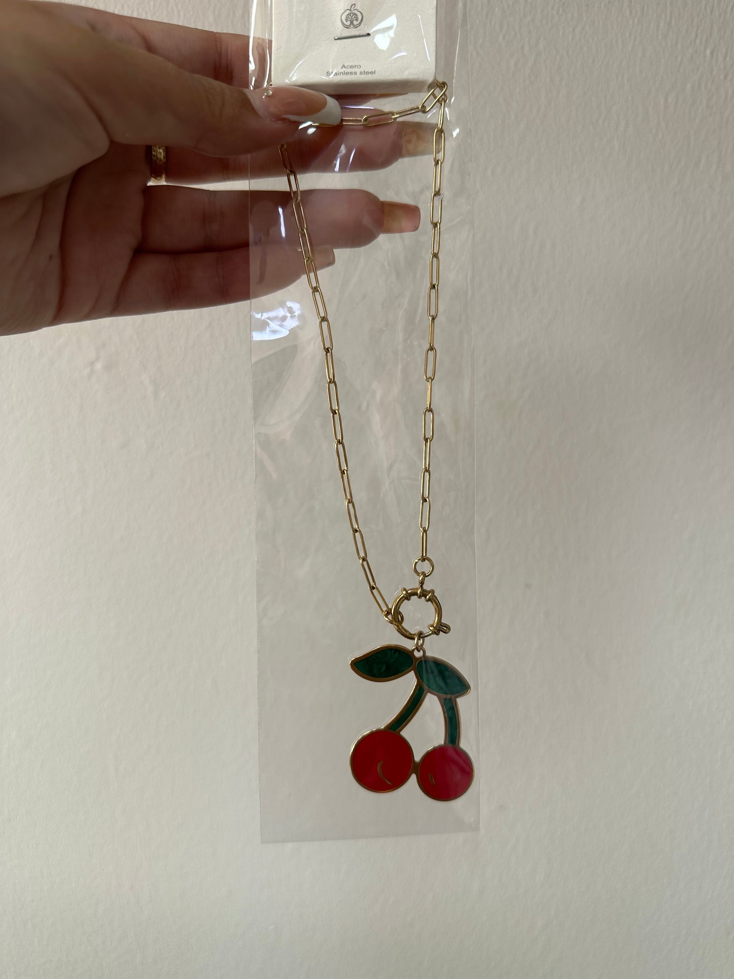 Collar cereza acero
