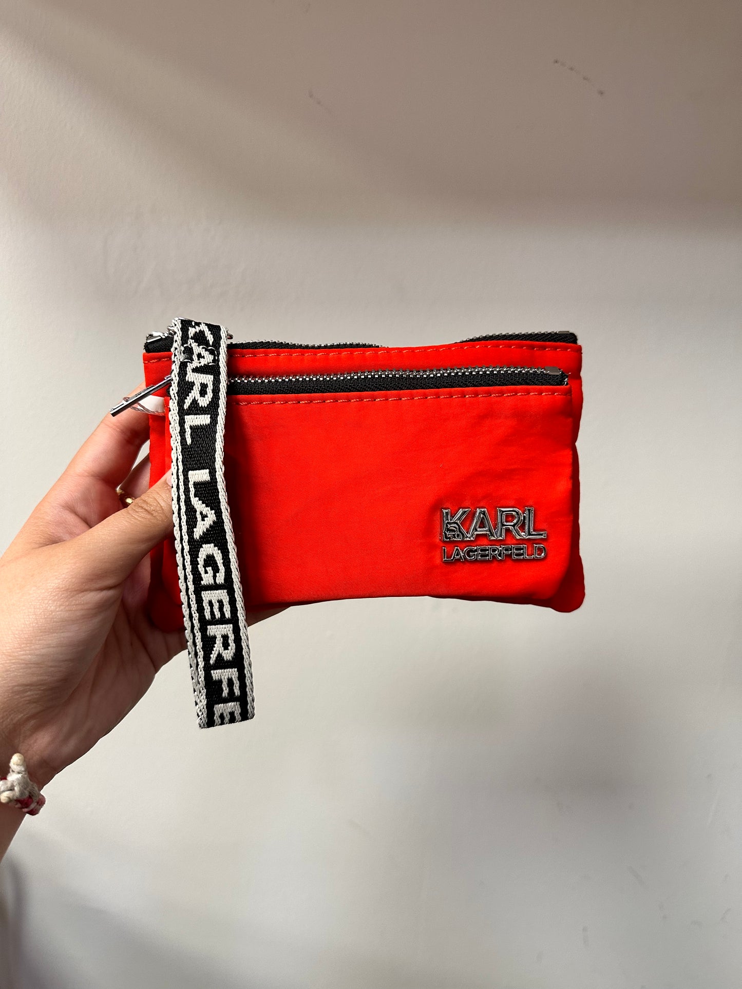 Cartera karl
