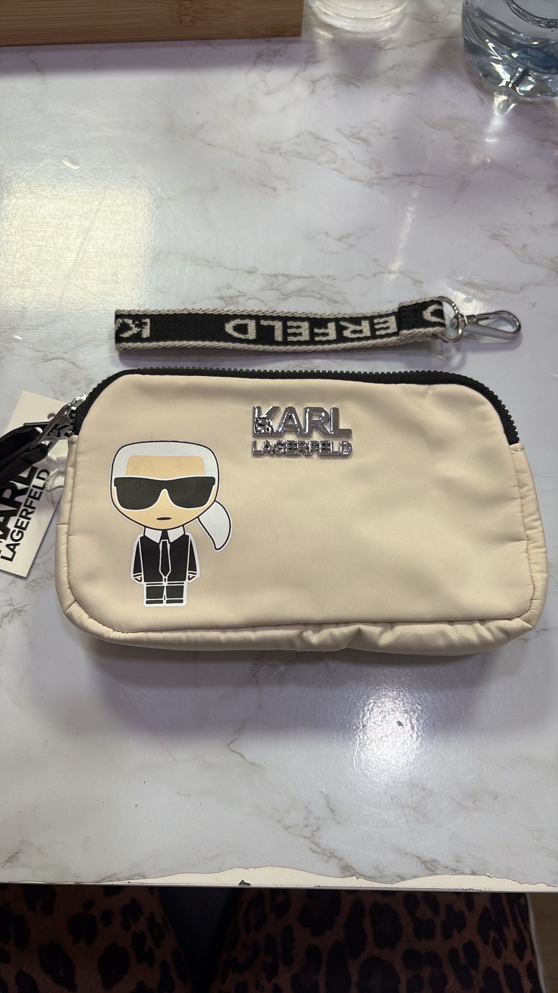 Cartera karl