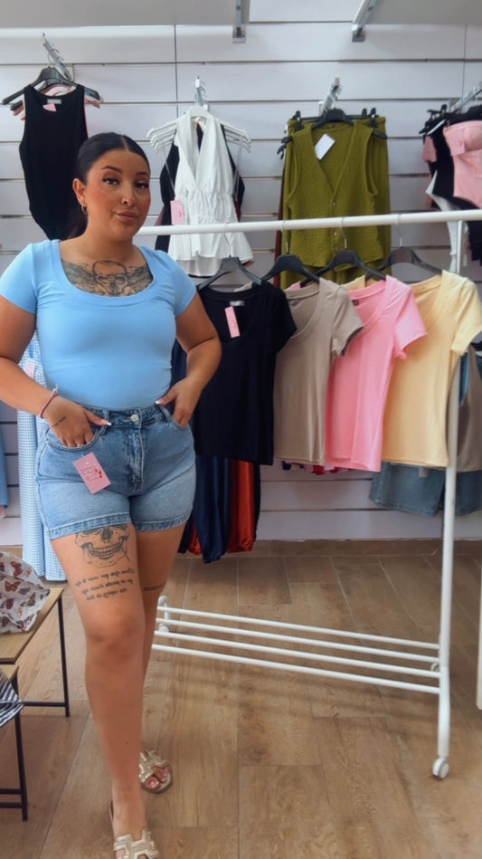 Camiseta Claudia