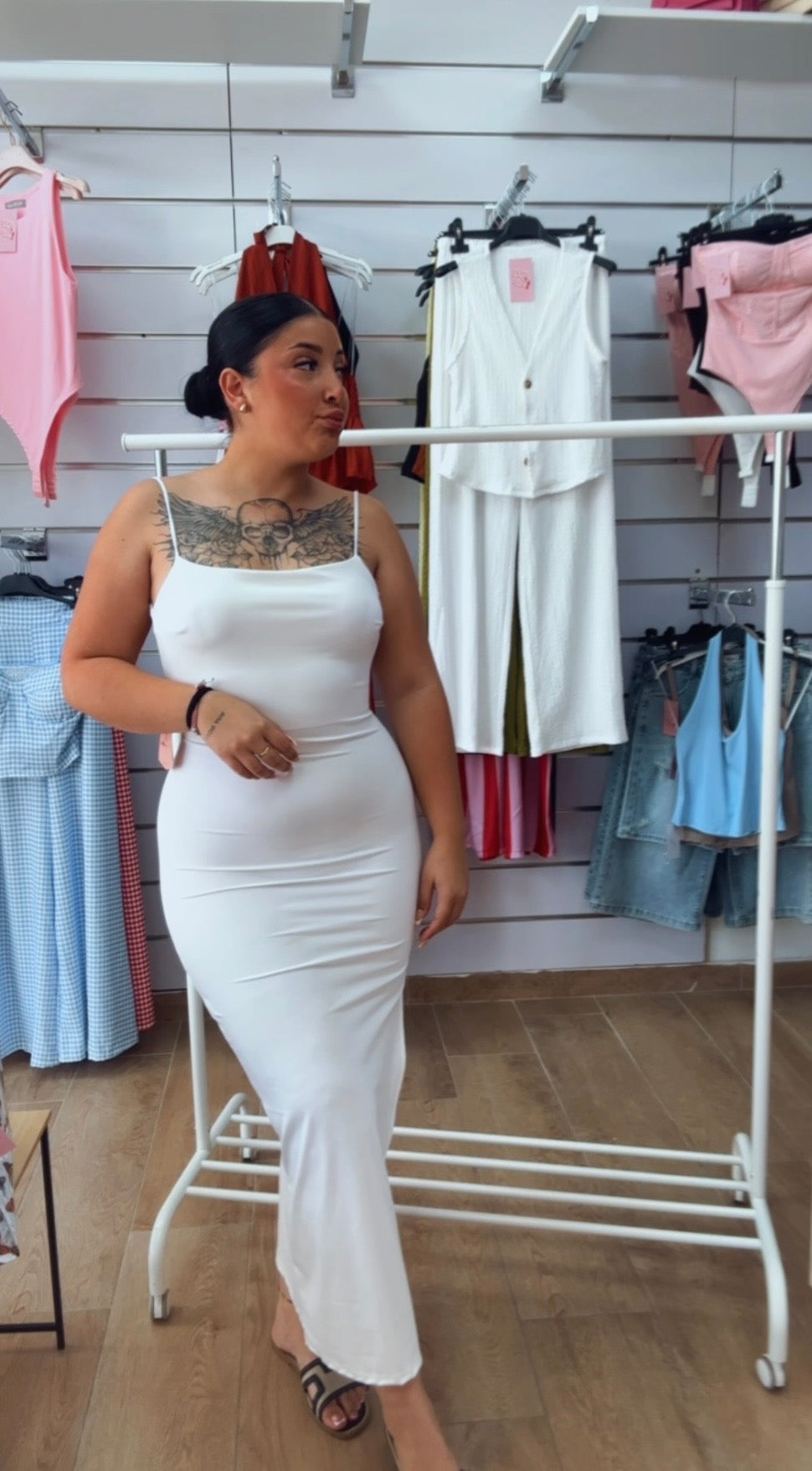 Vestido espalda descubierta