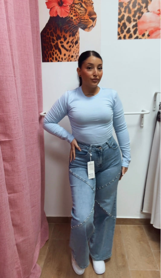 Pantalón vaquero tachuelas